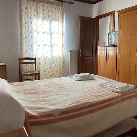 Αγναντεμα Aparthotel Eláti Екстериор снимка