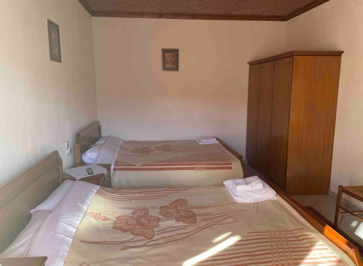 Αγναντεμα Aparthotel Eláti Екстериор снимка